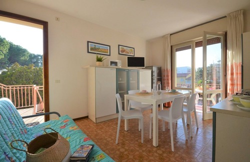 Bibione Apartamento | Apartamento reformado con jardín vallado en Bibione
