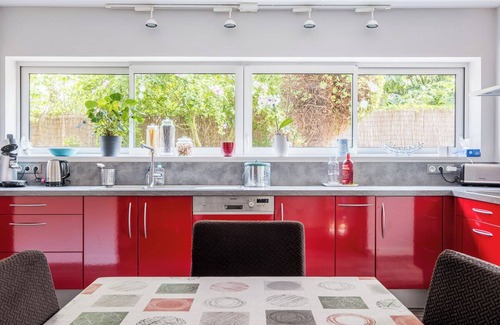 Amidonniers - Caffarelli Condominio | Renovated 130m2 apartment in RDJ with office, garden and parking in town center