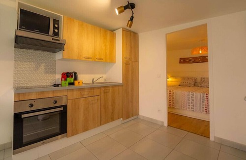 Villenave-d'Ornon Casa | Renovated 2-room house with garden