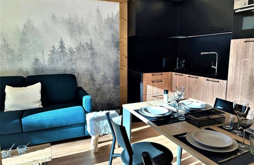 Meribel Centre Apartamento | Apartamento renovado de 2 piezas con balcón y acceso a piscina - Méribel