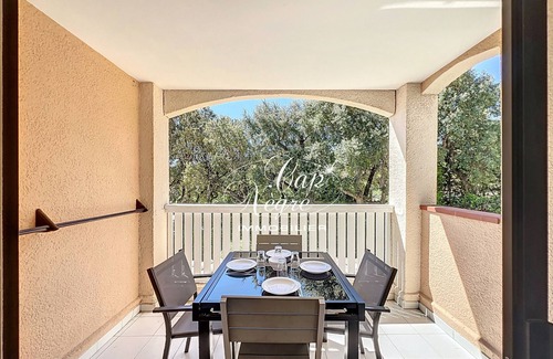 Le Lavandou Apartamento | Renovated 2-star Studio Cabin near the beach Pierre et Vacances Pramousquier