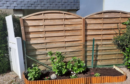 Benodet Apartamento | Renovated 2* studio with bedroom, quiet, small garden on the Breton Riviera