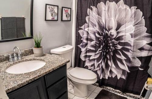 Campbell Casa | Renovated 3 Br home near all main attractions