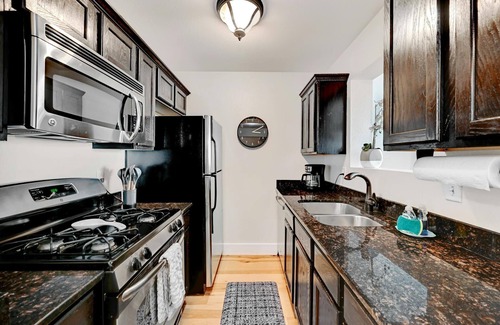 Westfield Condominio | Cozy Tarrytown Condo - 2 millas del centro