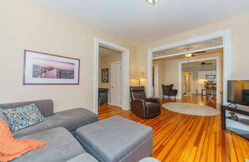 Albany Apartamento | Renovated 3br/2ba, close to Alb Med & St. Petes.