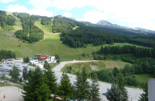 Villard-de-Lans Apartamento | Apartamento renovado de 43m² con 2 balcones, parking gratis y Wi-Fi en Villard-de-Lans