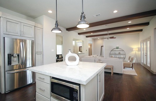 Houston Casa | LUXURWAY BELLA PAISE - Casa privada 5BR, MD Anderson, tarifas mensuales con descuento