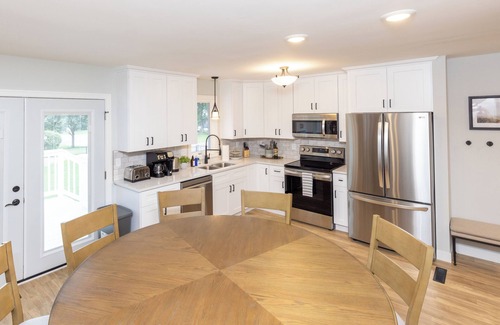 Richfield Casa | Renovated 5-bedroom house in Minneapolis, Richfield.