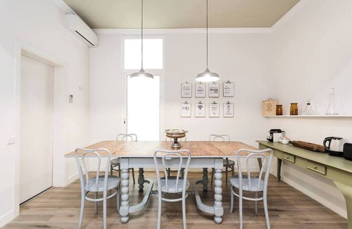 la Vila de Gracia Apartamento | Apartamento renovado y con 4 suites.