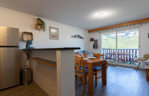 Peyragudes Apartamento | Apartamento para 8 personas renovado en Peyragudes con balcón, parking gratuito y ventajas para esquiar