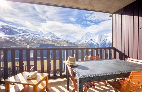 Peyragudes Apartamento | Apartamento para 8 personas renovado en Peyragudes con balcón, parking gratuito y ventajas para esquiar