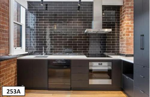 Hobart Central Business District Apartamento | Renovated apartment in central location