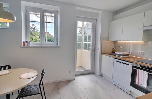 Saint Joseph/Mittelharth Apartamento | Apartamento renovado en Colmar con jardín y terraza