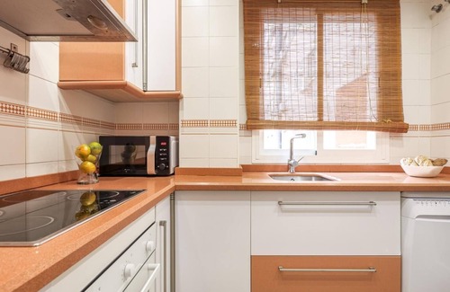Consolacion Apartamento | Apartamento reformado en Sevilla Barrio Macarena cerca parque Miraflores