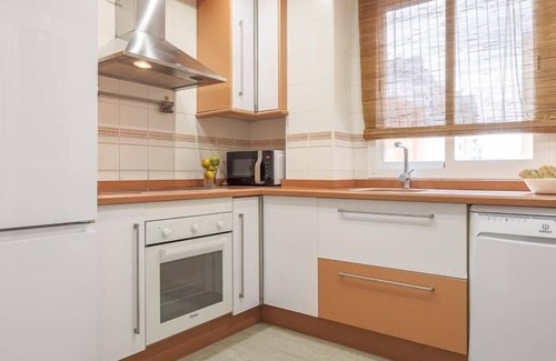 Consolacion Apartamento | Apartamento reformado en Sevilla Barrio Macarena cerca parque Miraflores