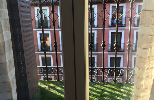 Barrio de La Latina Apartamento | Acogedor Apartamento en el Corazón de Madrid: ¡la Mejor Zona de Tapas y Ocio!