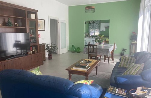 Cinisi Apartamento | Renovated apartment, mountain view, 5 min from the beach!