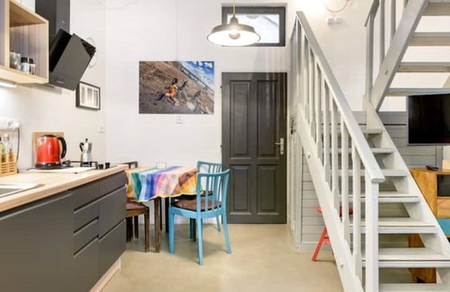 Mala Strana Apartamento | Renovated bohemian loft apartment near Prague Castle