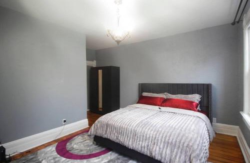 Lower East Side Apartamento | Renovated Brady St. Classic