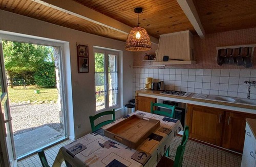 La Bouillie Casa | Renovated Breton stone farmhouse near the sea and GR34
