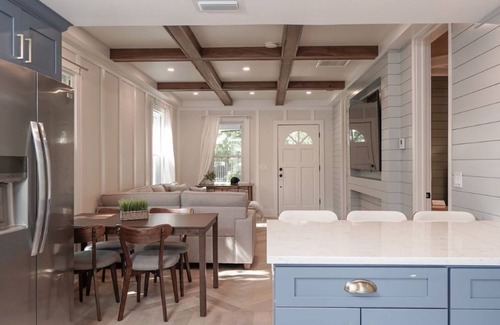St. Petersburg Casa | Renovated Bungalow blocks from Downtown St. Petersburg