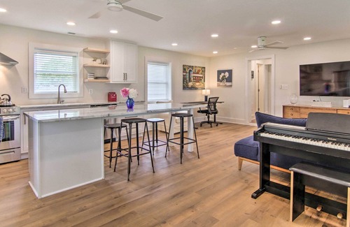 Cambridge Casa | Renovated Cambridge Retreat w/ Patio & Grill!