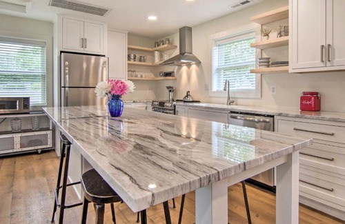 Cambridge Casa | Renovated Cambridge Retreat with Patio and Grill!