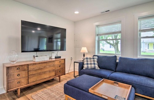 Cambridge Casa | Renovated Cambridge Retreat with Patio and Grill!