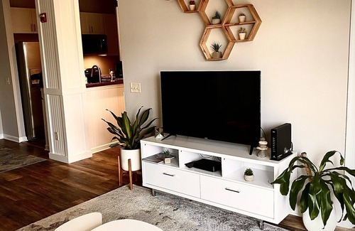 Rehoboth Beach Condominio | Renovated Condo Near Outlets, 3.5 Miles to the Beach