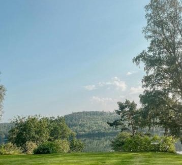Alingsas Casa | Renovated Cottage By Lake Rydbos