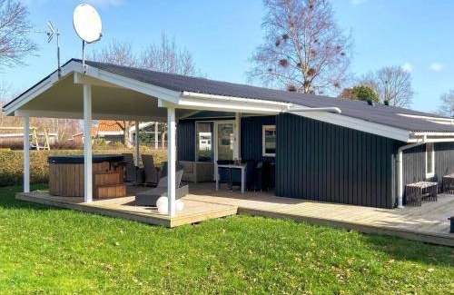 Juelsminde Casa | Renovated Cottage in Juelsminde - By Traum Ferienwohnungen