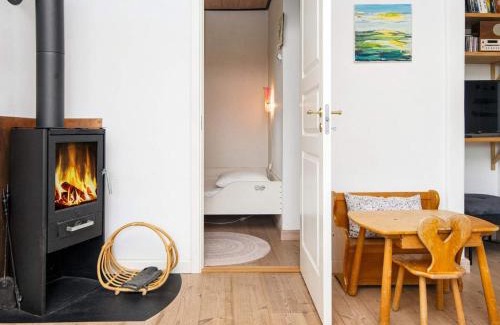 Hvidbjerg Strand Casa | Renovated Cottage near Beach - By Traum Ferienwohnungen