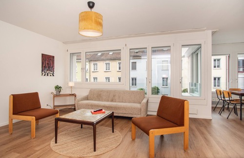 Matthaus Apartamento | Renovated Designer Studio in Central Basel with free BaselCard