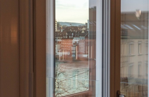 Vorstadte Apartamento | Renovated Designer Studio in Central Basel with free BaselCard
