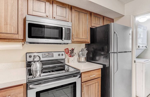 Amelia City Casa | Renovated dog-friendly townhome with new furnishings, resort pool & beach club