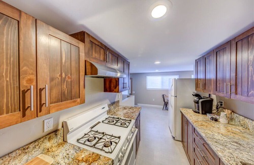 Julian Apartamento | Renovated double queen apartment on first floor