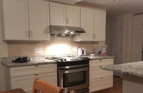Hamilton Casa | Granja renovada, ubicación Prime Village