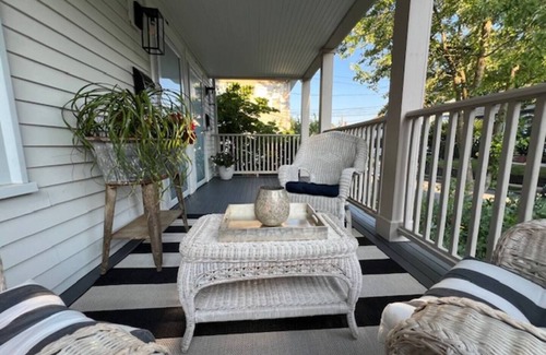 Providence Apartamento | Renovated Gem on Eastside