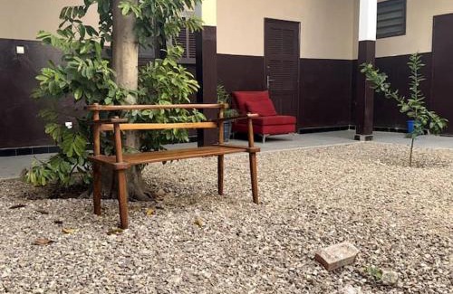St. Louis Apartamento | Renovated Gem on the island
