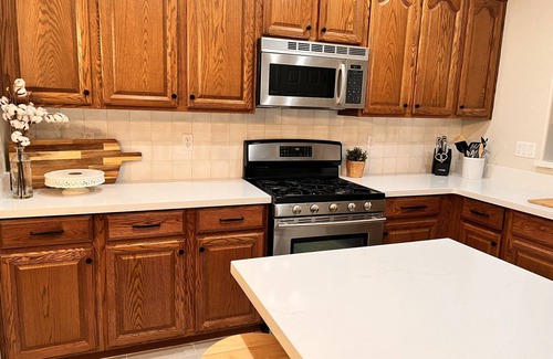 Palm Valley Casa | Renovated Goodyear Escape Near Golfing, Spring Training, and Football Stadium