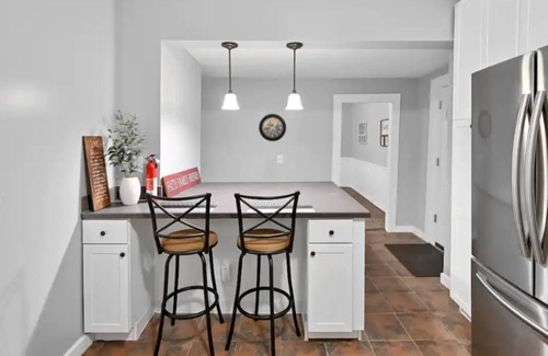 Newfoundland Otro | Renovated Historic Farmhouse