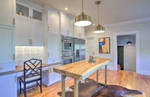Historic Old Northeast Casa | Renovated Historic Northeast Home walking distance to DWTN St. Pete & Water