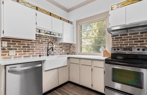 Manti Casa | Renovated Historic Manti Home - 11 beds