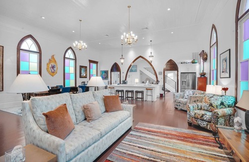 Thunderbolt Casa | Renovated + Historic Sanctuary in Thunderbolt near River by Lucky Savannah