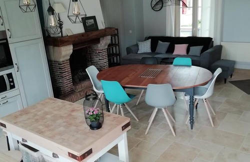 Mont-pres-Chambord Cabaña | Casa renovada con amplio jardín y todas las comodidades en el corazón del Valle del Loira