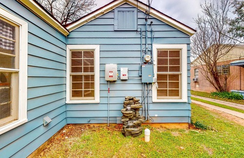Wichita Falls Casa | Renovated Home - Large Yard - Dog-Friendly