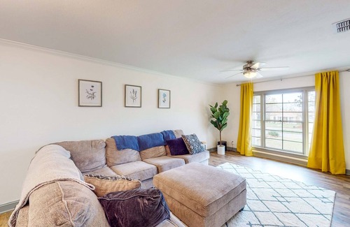 Wichita Falls Casa | Renovated Home - Large Yard - Dog-Friendly
