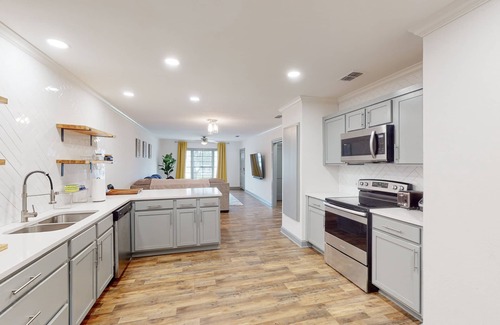 Wichita Falls Casa | Renovated Home - Large Yard - Dog-Friendly