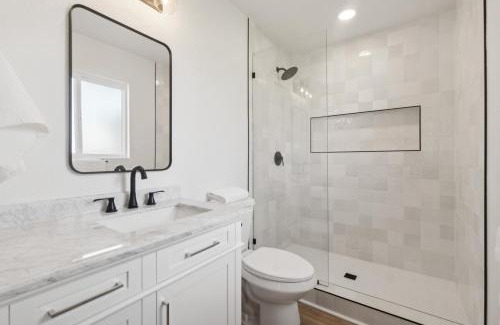 Scottsdale Estates Ten Casa | Renovated Home with Pool 3 Miles from Old Town