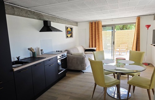 Landeda Chalet De Esquí | Renovated house 300 m from the beach and the GR34